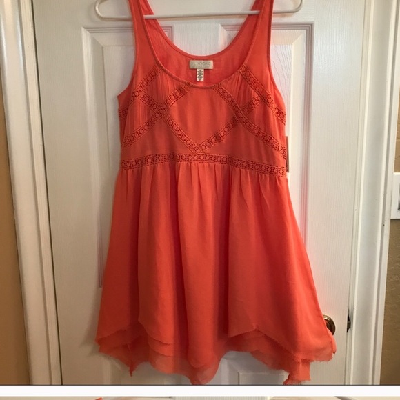 Billabong Dress - Picture 2 of 2